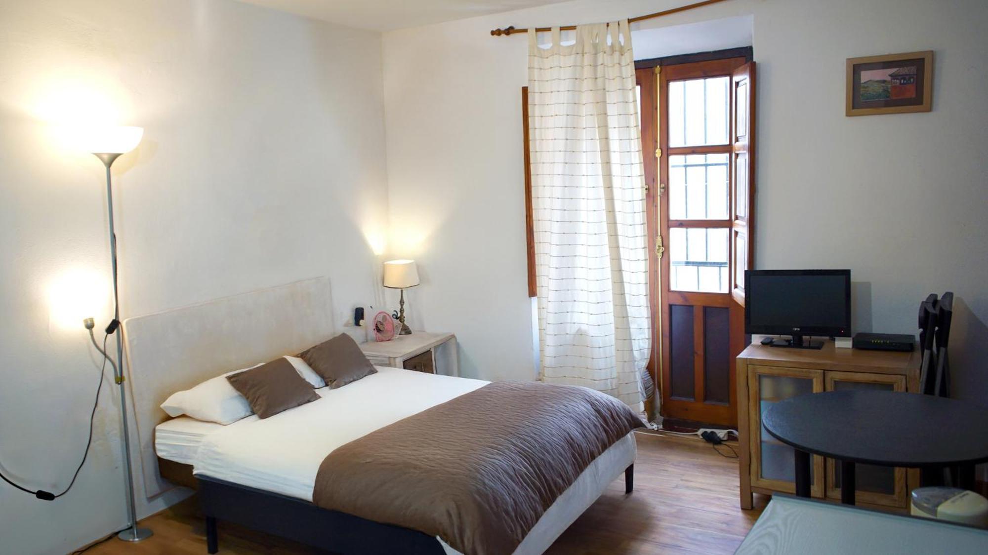 Apartamento Completo Reformado En Arco De Elvira - Centro Granada Eksteriør billede